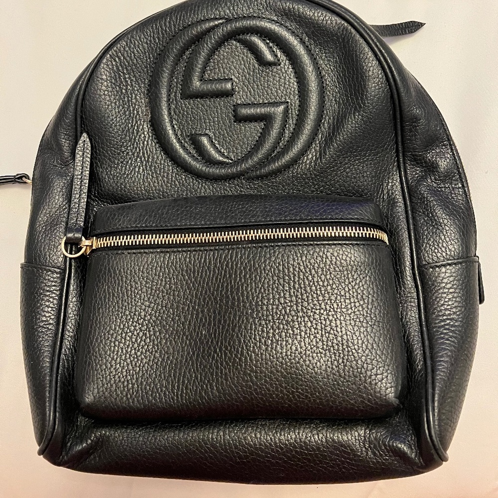 Gucci Pebbled Calfskin Soho Chain Backpack- BLACK - Picture 1 of 6